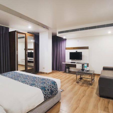 Hotel Uppal International - New Delhi Railway Station - Paharganj Bagian luar foto