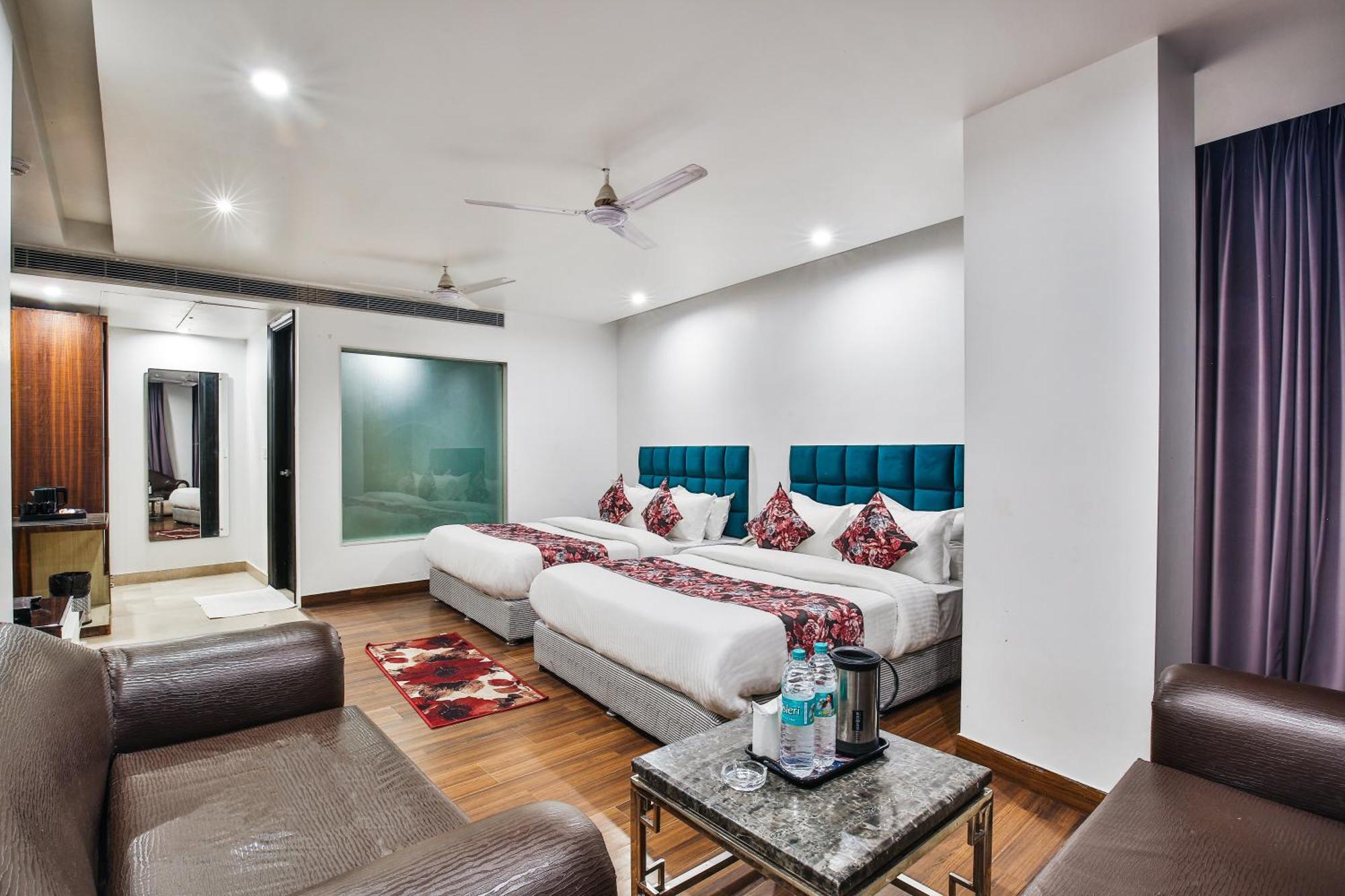 Hotel Uppal International - New Delhi Railway Station - Paharganj Bagian luar foto