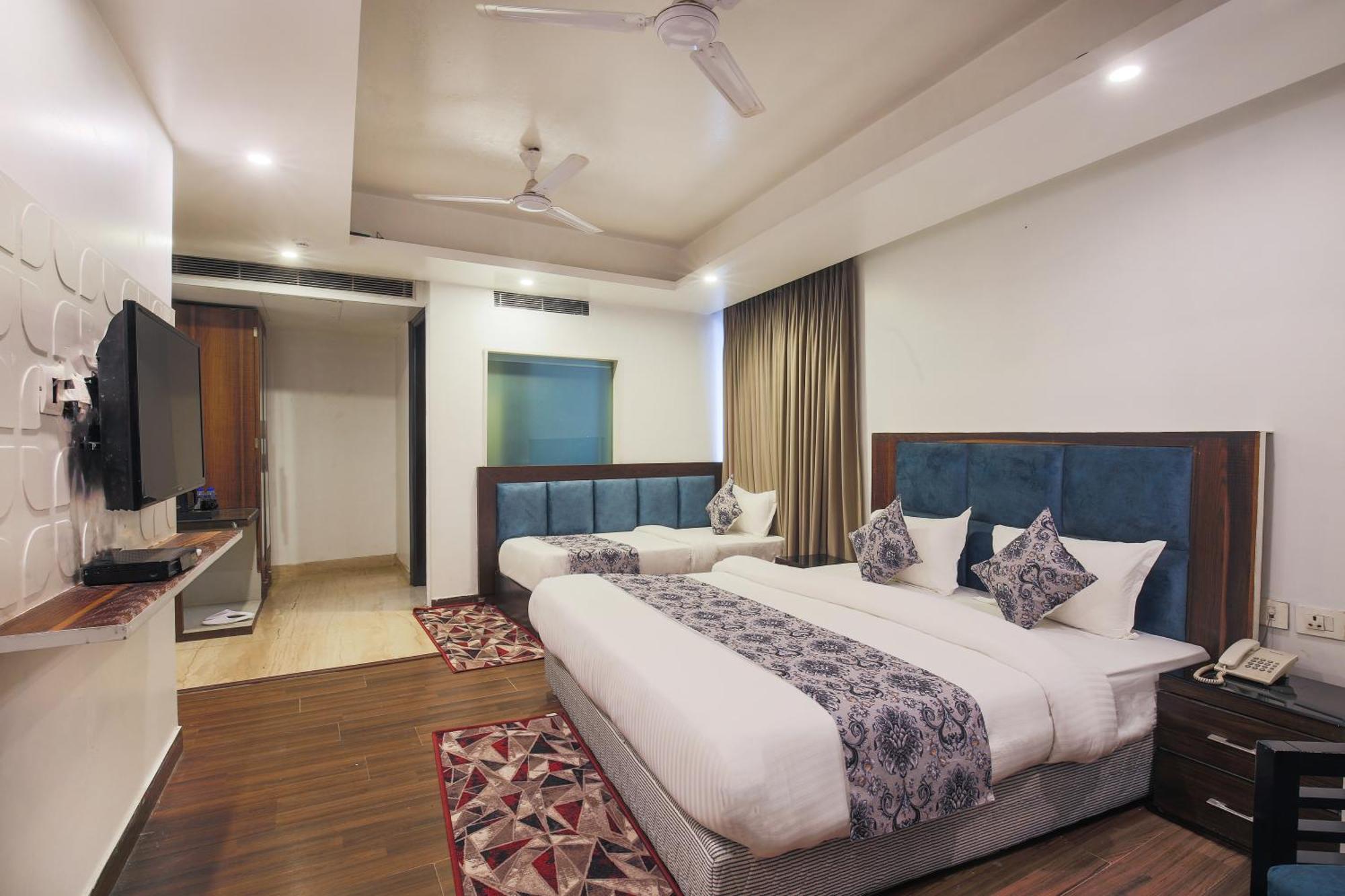 Hotel Uppal International - New Delhi Railway Station - Paharganj Bagian luar foto
