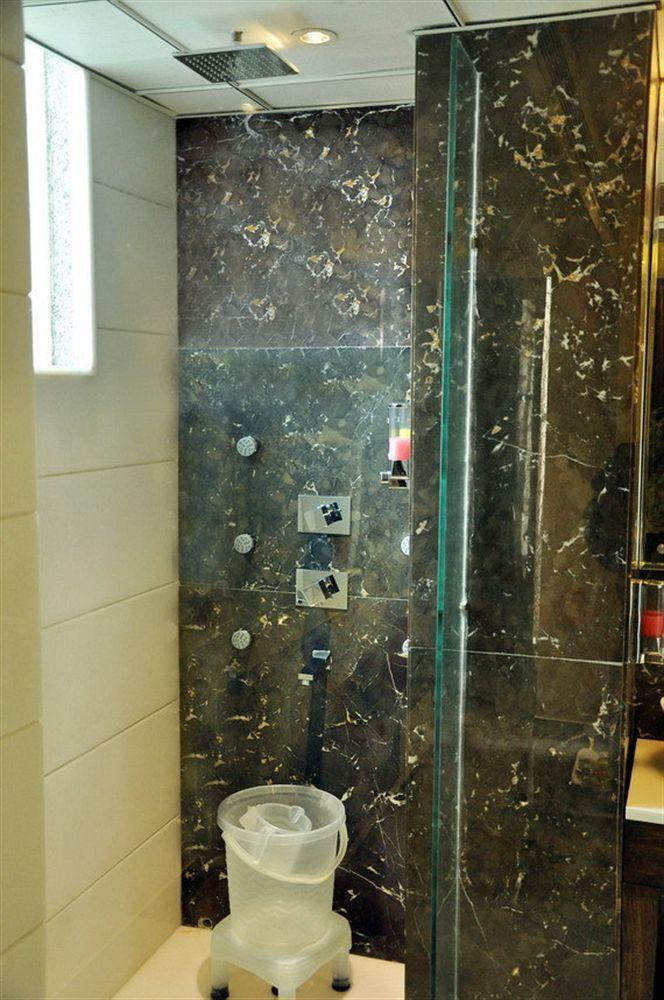 Hotel Uppal International - New Delhi Railway Station - Paharganj Bagian luar foto