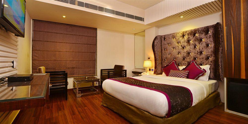 Hotel Uppal International - New Delhi Railway Station - Paharganj Bagian luar foto