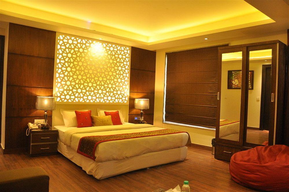 Hotel Uppal International - New Delhi Railway Station - Paharganj Bagian luar foto